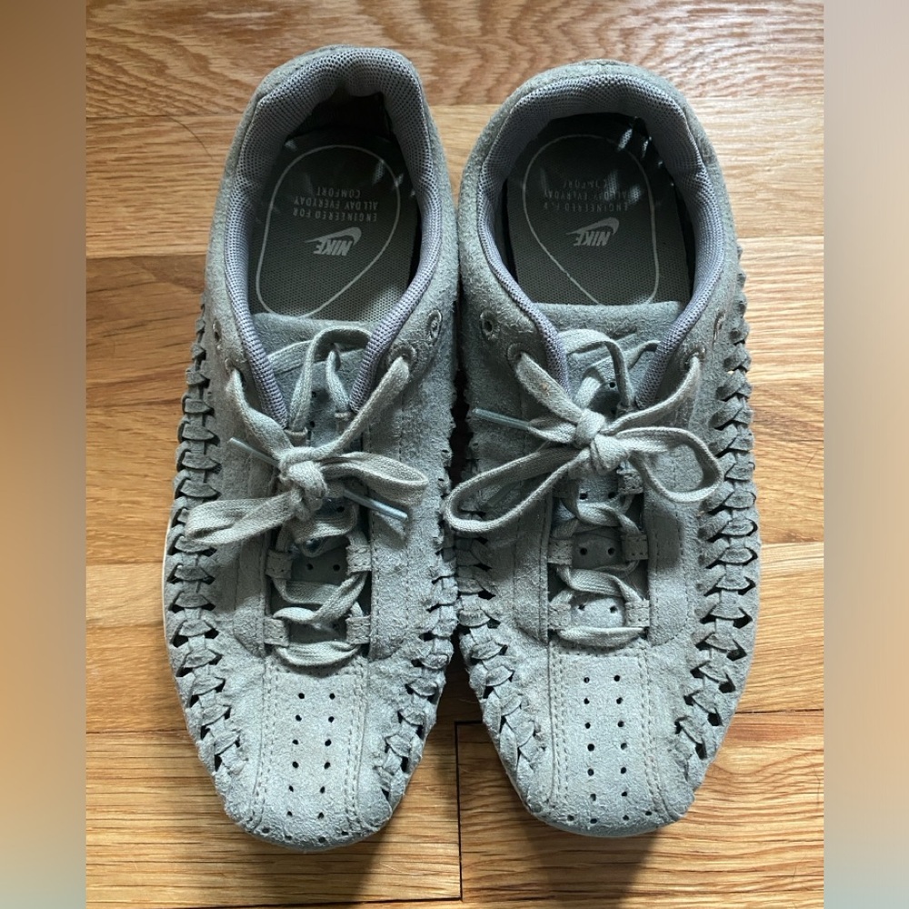 Nike Woven Suede Sneakers 6.5